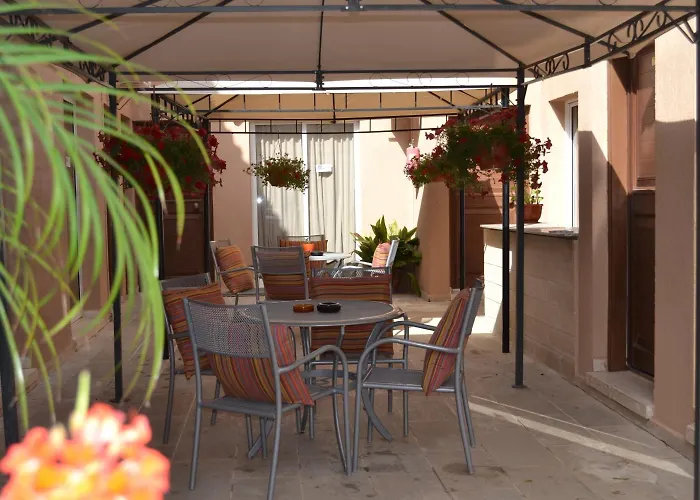 Irene's Aparthotel 3*