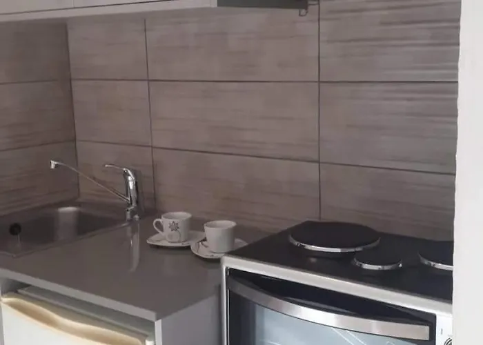 Irene's Aparthotel 3*