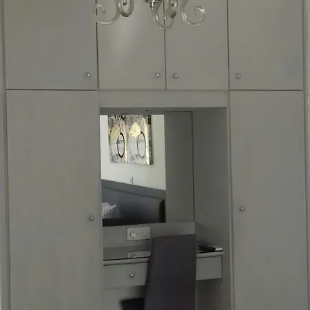 Irene's 3*