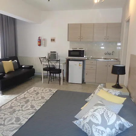 Aparthotel Irene's 2*