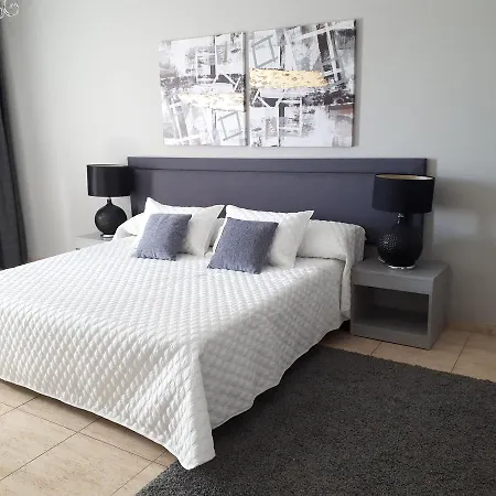Irene's Aparthotel 2*
