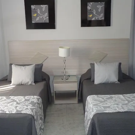 Aparthotel Irene's 2*