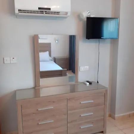 Irene's Aparthotel Limisso
