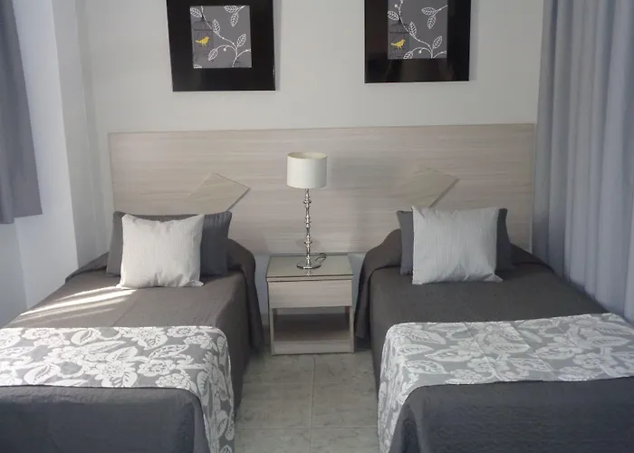 Irene's Apartahotel 3*