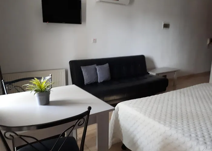 Apartahotel Irene's 3*