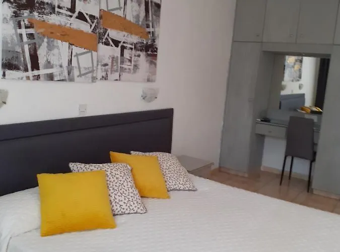 Apartahotel Irene's 3*